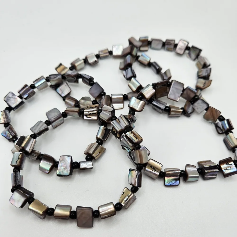 VINTAGE 90s Black Abalone Shell Beaded Stretch Bracelet Set of 5